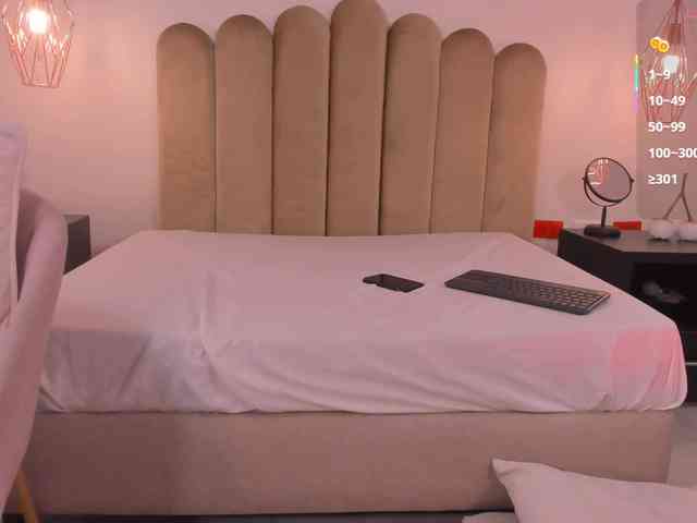 Mia-Starr webcam