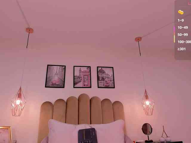 Mia-Starr webcam
