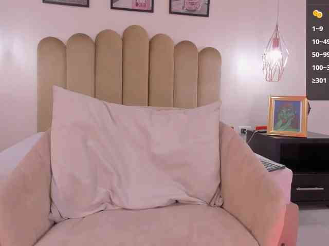 Mia-Starr webcam