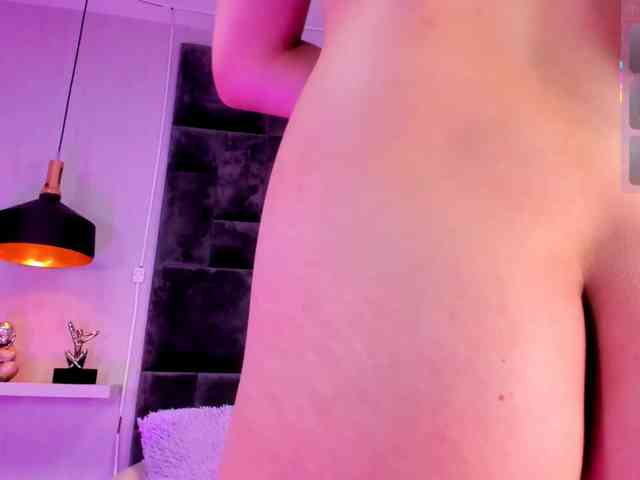Mia-Starr webcam