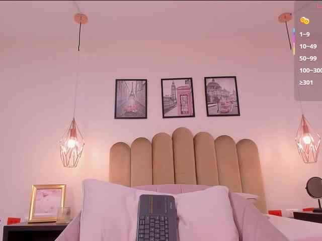 Mia-Starr webcam