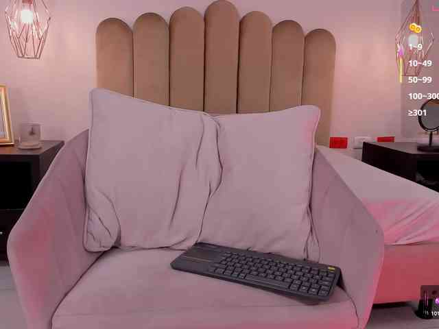 Mia-Starr webcam