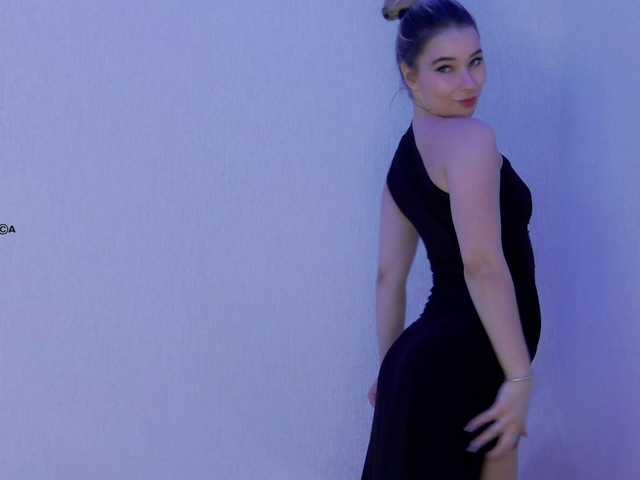 Hator's BongaCams show and profile