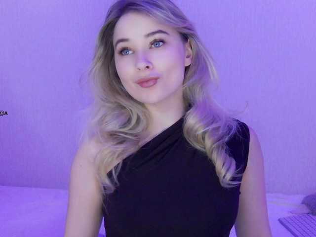 Hator's BongaCams show and profile