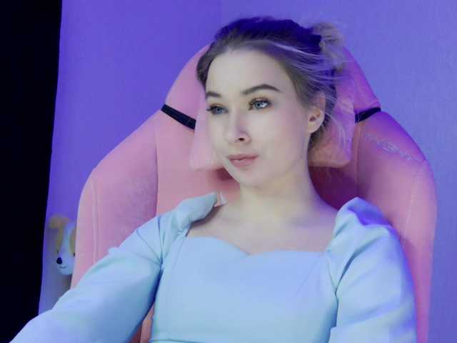 Hator's BongaCams show and profile