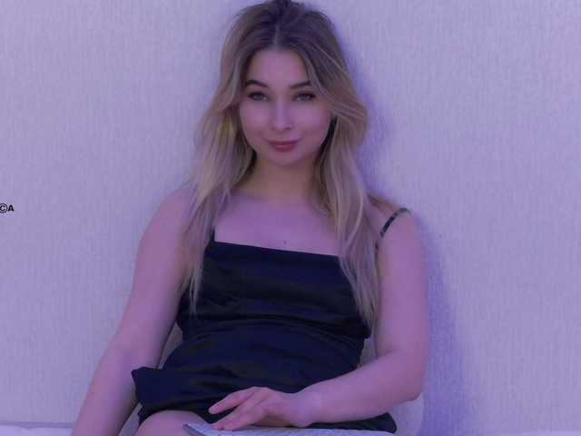 Hator's BongaCams show and profile