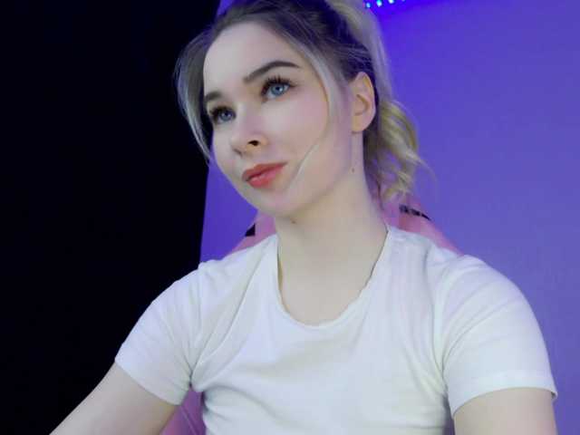 Hator's BongaCams show and profile