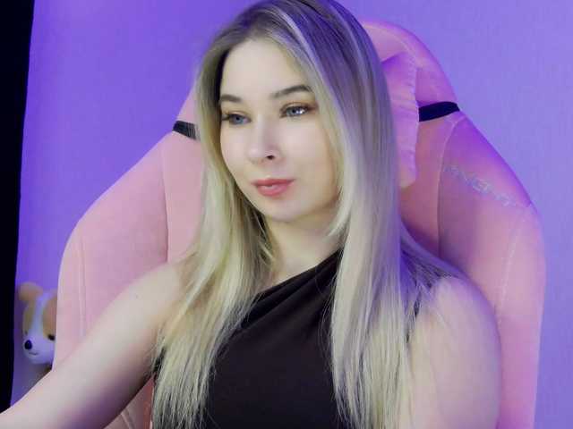 Hator's BongaCams show and profile