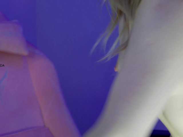 Hator's BongaCams show and profile