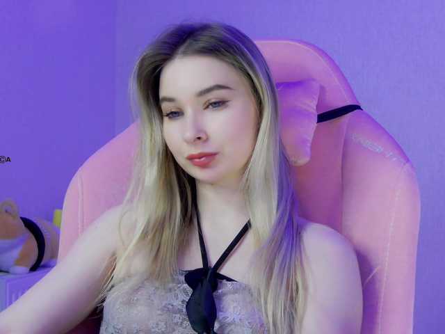 Hator's BongaCams show and profile