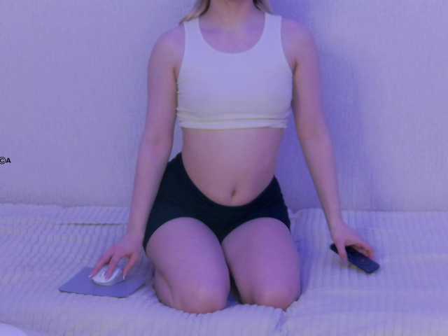 Hator's BongaCams show and profile