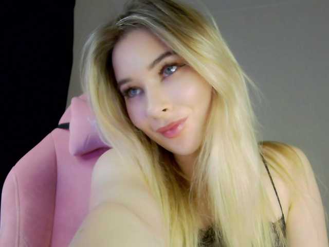 Hator's BongaCams show and profile