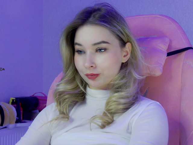 Hator's BongaCams show and profile