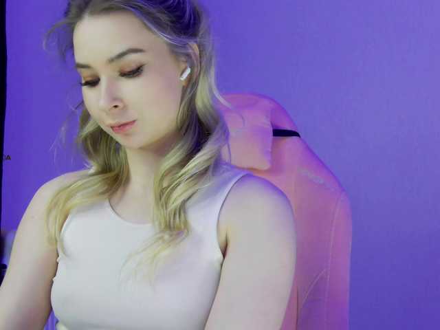 Hator's BongaCams show and profile