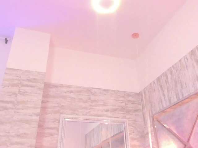 AngeRouse's BongaCams show and profile