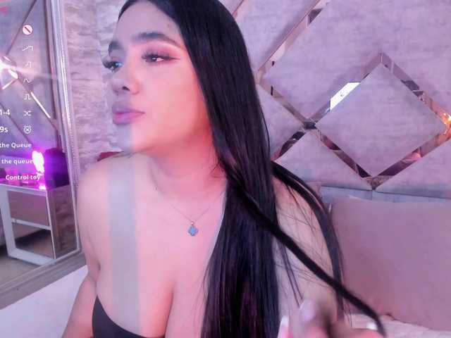 AngeRouse's BongaCams show and profile