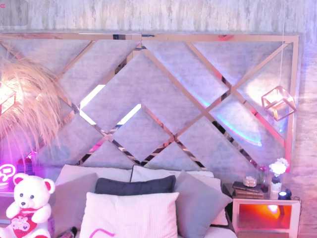 AngeRouse's BongaCams show and profile