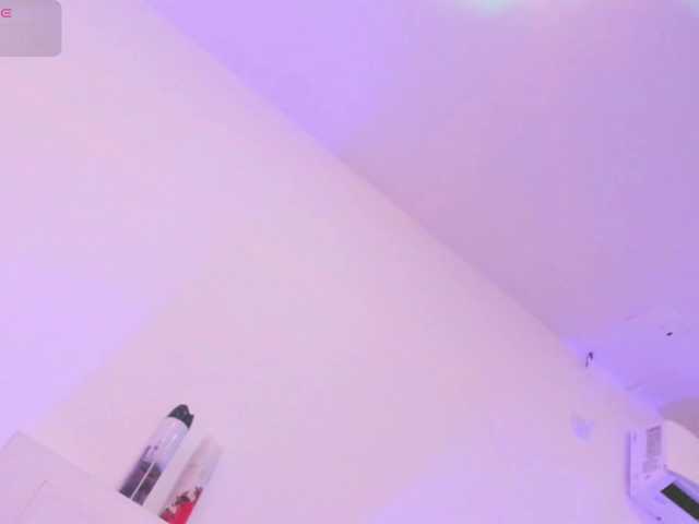 AngeRouse's BongaCams show and profile