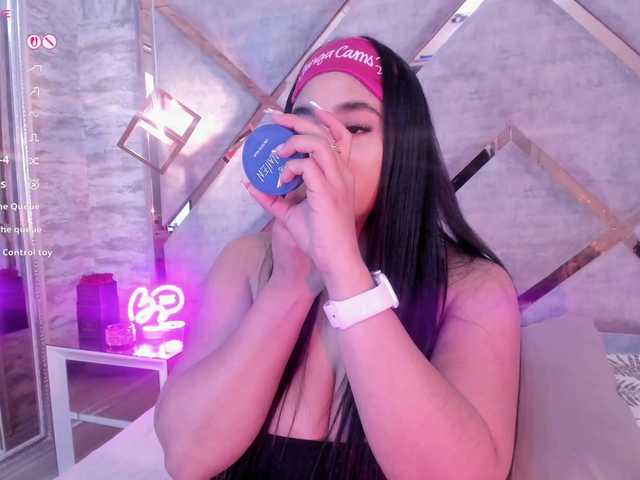 AngeRouse's BongaCams show and profile