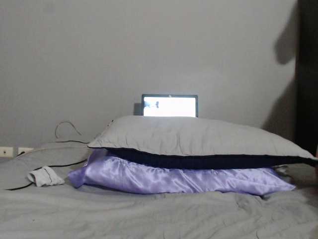  SaraCirce chat room