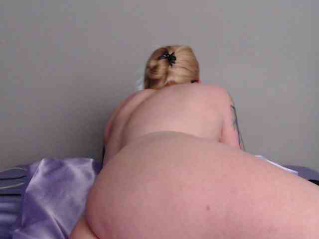 SaraCirce webcam