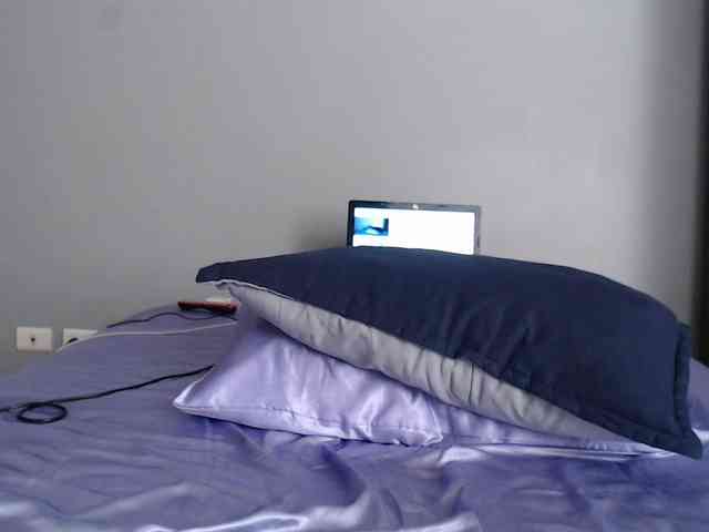 SaraCirce webcam