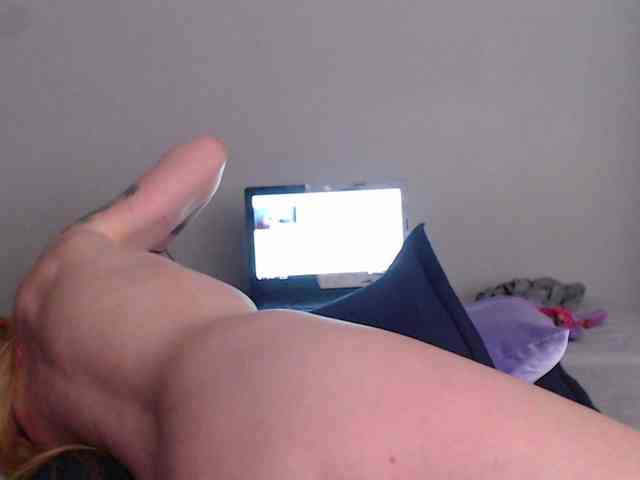 SaraCirce webcam
