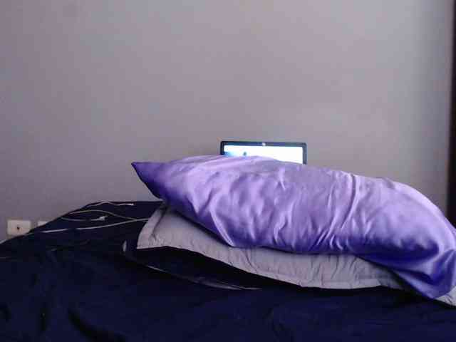 SaraCirce webcam