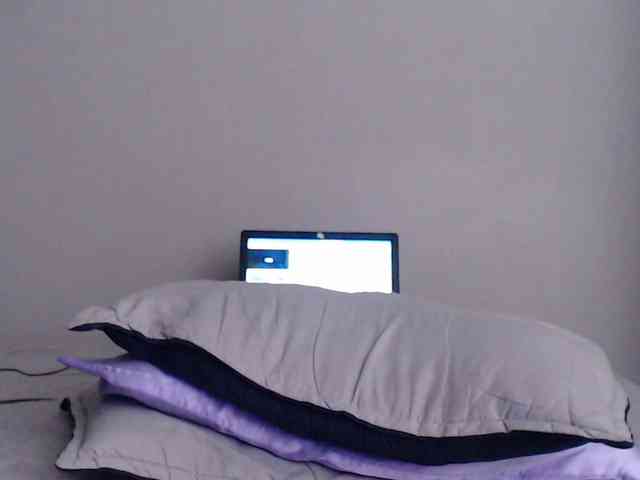 SaraCirce webcam