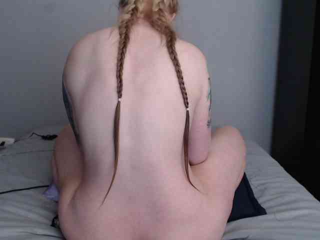 SaraCirce webcam