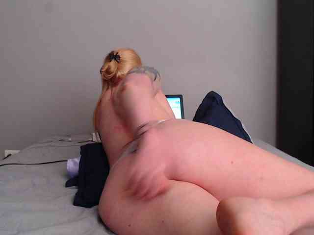 SaraCirce webcam