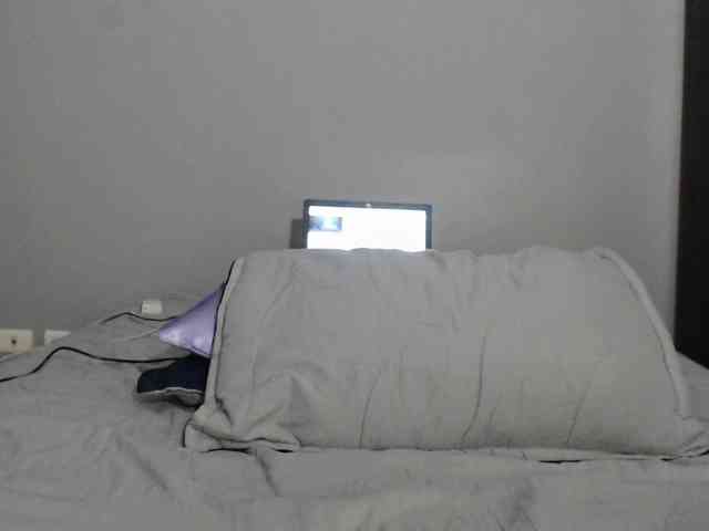 SaraCirce webcam
