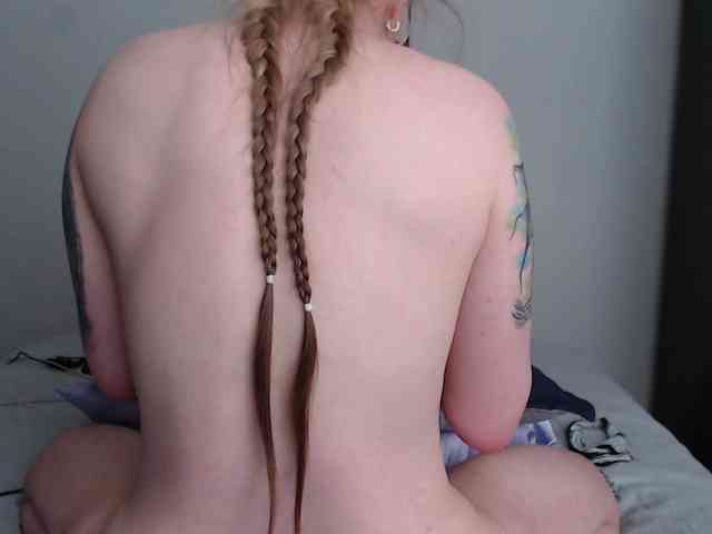 SaraCirce webcam