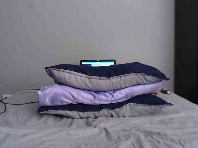 SaraCirce webcam