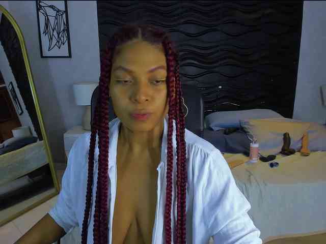 NaomiSmiths webcam