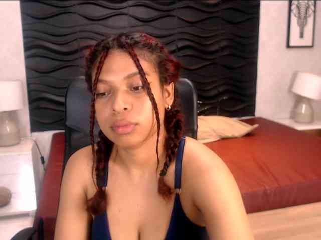 NaomiSmiths webcam