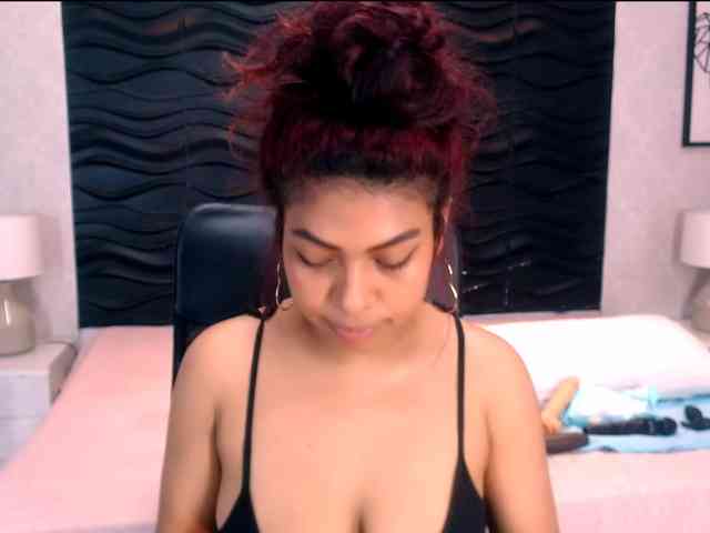 NaomiSmiths webcam