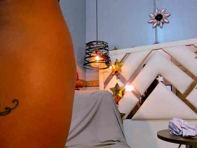 NaomiSmiths webcam