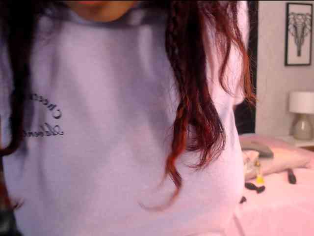 NaomiSmiths webcam