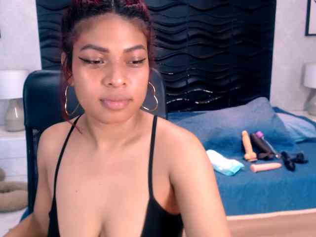NaomiSmiths webcam