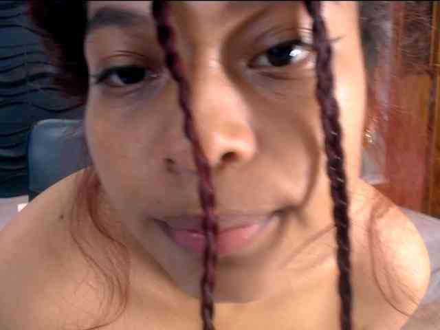 NaomiSmiths webcam