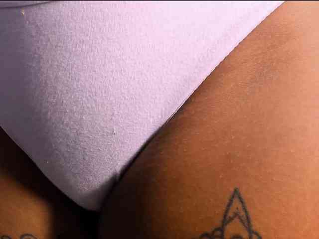 NaomiSmiths webcam