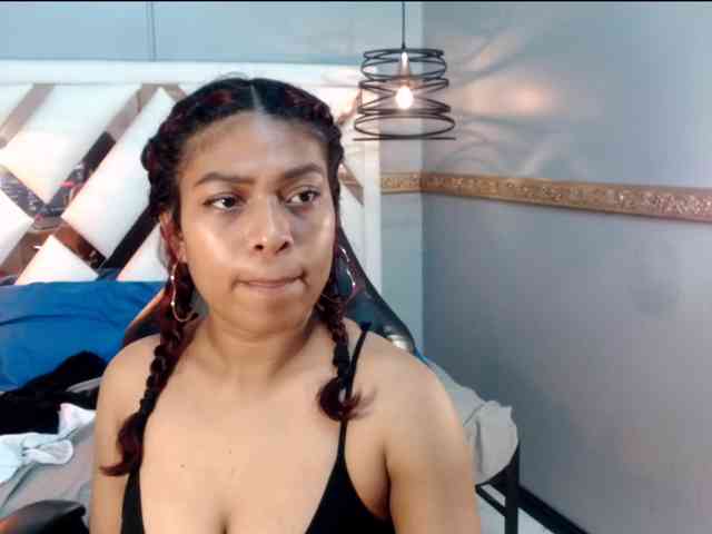 NaomiSmiths webcam