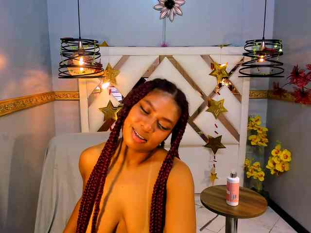 NaomiSmiths bongacams