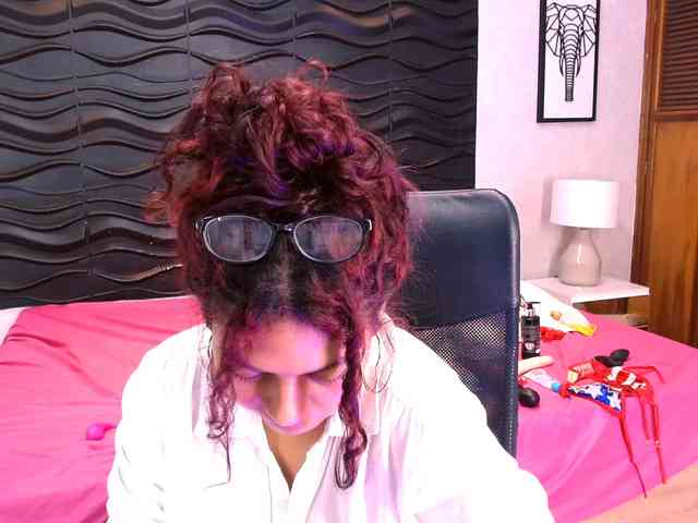 NaomiSmiths webcam