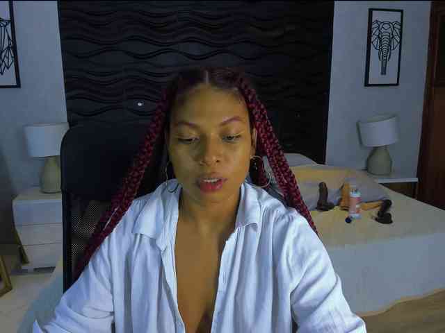 NaomiSmiths webcam