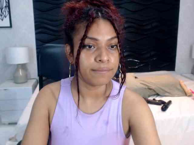 NaomiSmiths webcam