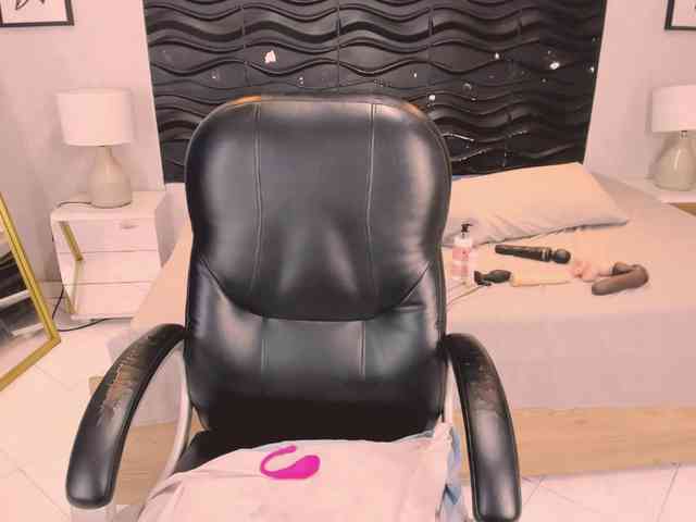 NaomiSmiths NaomiSmiths