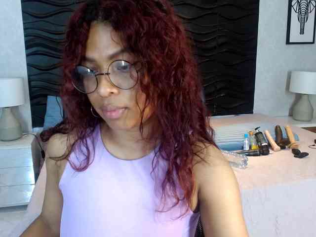 NaomiSmiths webcam