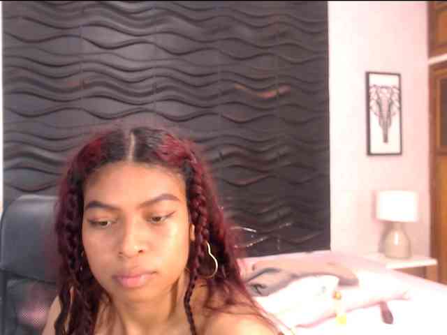 NaomiSmiths webcam